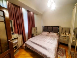 Satılır yeni tikili 2 otaqlı 70 m², Neftçilər m.-7