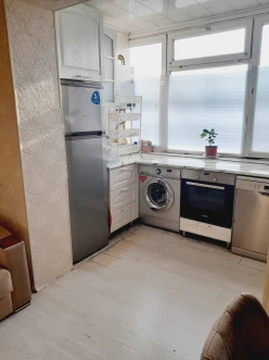 Satılır yeni tikili 3 otaqlı 55 m², İnşaatçılar m.-6