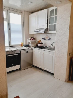 Satılır yeni tikili 3 otaqlı 55 m², İnşaatçılar m.-18