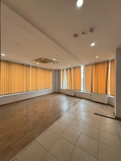 İcarə obyekt 400 m²,  20 yanvar m.-8