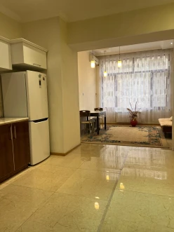 İcarə köhnə tikili 3 otaqlı 110 m²,  Səbail-8
