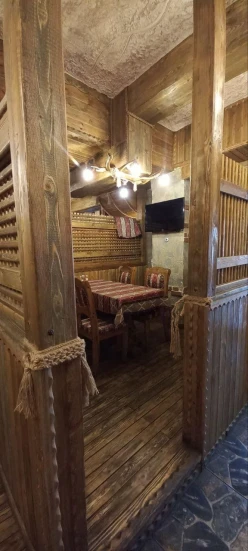 Satılır obyekt 190 m²,  İnşaatçılar m.-6