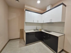 İcarə ofis 7 otaqlı 260 m²,  Şah İsmayıl Xətai m.-11