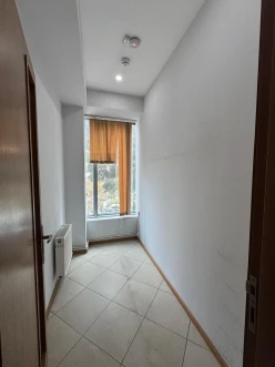 İcarə obyekt 400 m²,  20 yanvar m.-12