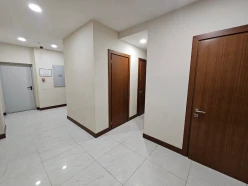 İcarə ofis 7 otaqlı 260 m²,  Şah İsmayıl Xətai m.-3
