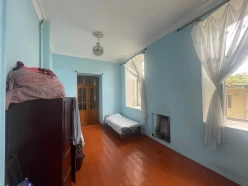 Satılır köhnə tikili 7 otaqlı 140 m², Sabunçu q.