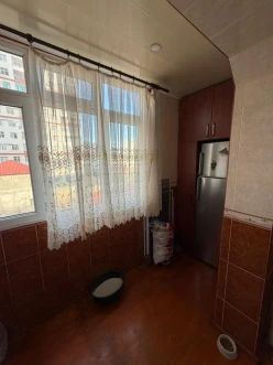 Satılır yeni tikili 2 otaqlı 60 m²,  İnşaatçılar m.-12