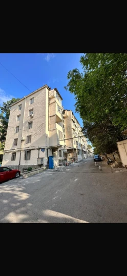 Satılır köhnə tikili 1 otaqlı 40 m²,  Elmlər Akademiyası m.-19