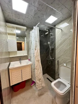 Satılır köhnə tikili 1 otaqlı 40 m²,  Elmlər Akademiyası m.-13