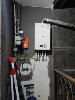 Satılır yeni tikili 2 otaqlı 72 m²,  İnşaatçılar m.-9