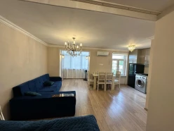 Satılır köhnə tikili 1 otaqlı 40 m²,  Elmlər Akademiyası m.-18