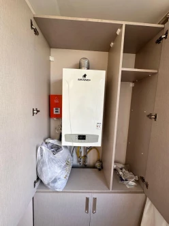 Satılır köhnə tikili 1 otaqlı 40 m²,  Elmlər Akademiyası m.-8