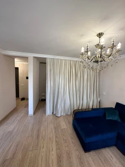 Satılır köhnə tikili 1 otaqlı 40 m²,  Elmlər Akademiyası m.-3