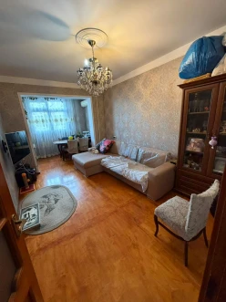 Satılır yeni tikili 2 otaqlı 60 m²,  İnşaatçılar m.-7