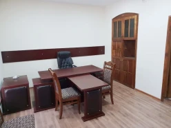 İcarə ofis 3 otaqlı 70 m², Səbail r.-3