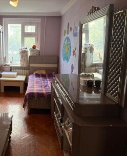 İcarə köhnə tikili 3 otaqlı 75 m², İnşaatçılar m.-3 İcarə köhnə tikili 3 otaqlı 75 m², İnşaatçılar m.-3