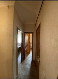 Satılır köhnə tikili 4 otaqlı 100 m², İçəri Şəhər m.-2 Satılır köhnə tikili 4 otaqlı 100 m², İçəri Şəhər m.-2