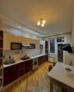 Satılır yeni tikili 3 otaqlı 115 m²,  Yasamal-9