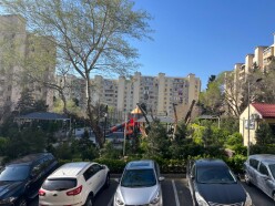 Satılır köhnə tikili 2 otaqlı 50 m²,  Həzi Aslanov m.-15