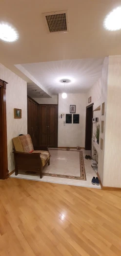 Satılır yeni tikili 7 otaqlı 324 m², Nərimanov r.-26