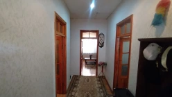 Satılır ev/villa 6 otaqlı 168 m², İnşaatçılar m.-5