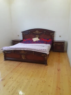 Satılır ev/villa 8 otaqlı 240 m², İnşaatçılar m.-5