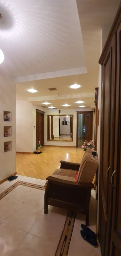 Satılır yeni tikili 7 otaqlı 324 m², Nərimanov r.-27