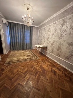 Satılır köhnə tikili 2 otaqlı 40 m²,  20 yanvar m.-4