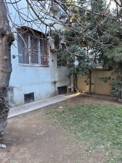Satılır köhnə tikili 2 otaqlı 40 m²,  20 yanvar m.-5