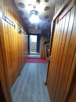 Satılır obyekt 60 m²,  28 May m.-7