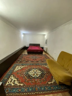 Satılır köhnə tikili 4 otaqlı 110 m²,  İnşaatçılar m.-3