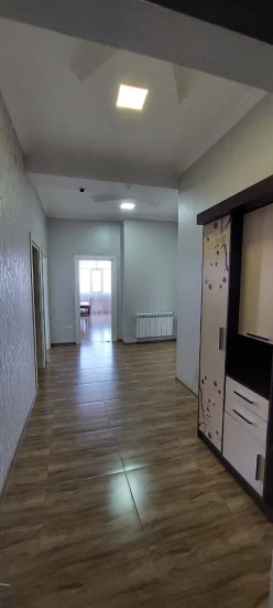 İcarə yeni tikili 3 otaqlı 100 m²,  Memar Əcəmi m.-5