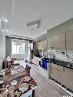 Satılır yeni tikili 3 otaqlı 113 m², İnşaatçılar m.-7