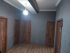 Satılır yeni tikili 4 otaqlı 110 m², İnşaatçılar m.-14