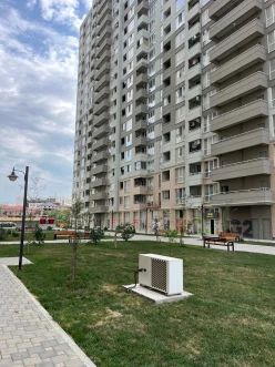 Satılır yeni tikili 2 otaqlı 50 m²,  İnşaatçılar m.-13