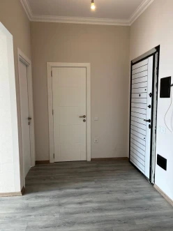 Satılır yeni tikili 2 otaqlı 50 m²,  İnşaatçılar m.-12