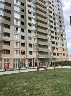 Satılır yeni tikili 2 otaqlı 50 m²,  İnşaatçılar m.-14