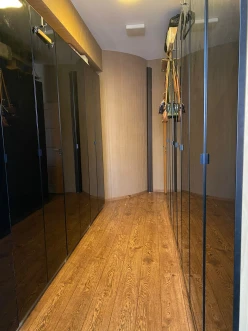 Satılır yeni tikili 6 otaqlı 270 m², İnşaatçılar m.-12