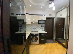 Satılır yeni tikili 2 otaqlı 68 m², İnşaatçılar m.-5