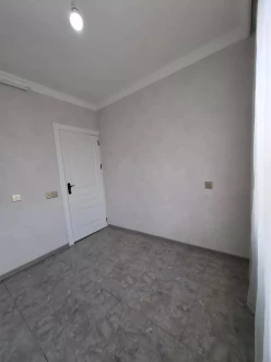 Satılır köhnə tikili 3 otaqlı 65 m², İnşaatçılar m.-3