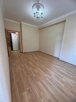 Satılır yeni tikili 2 otaqlı 60 m², İnşaatçılar m.-3