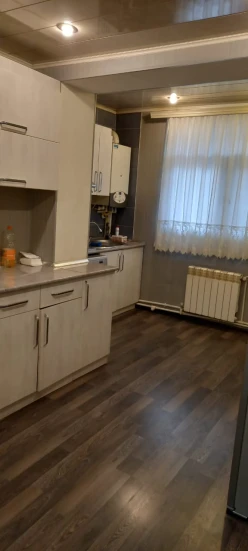 İcarə köhnə tikili 3 otaqlı 75 m², İnşaatçılar m.-3