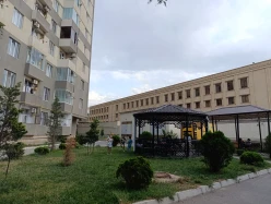 Satılır yeni tikili 2 otaqlı 42 m², Avtovağzal m.-11