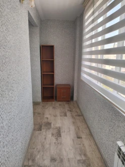 Satılır köhnə tikili 3 otaqlı 65 m², İnşaatçılar m.-5