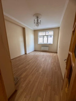 Satılır yeni tikili 2 otaqlı 60 m², İnşaatçılar m.