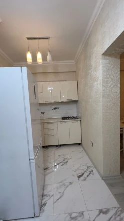 Satılır yeni tikili 2 otaqlı 45 m², 20 yanvar m.-5