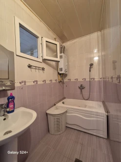 İcarə köhnə tikili 2 otaqlı 60 m², İnşaatçılar m.-6