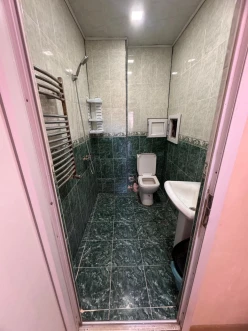 Satılır yeni tikili 2 otaqlı 60 m², İnşaatçılar m.-14