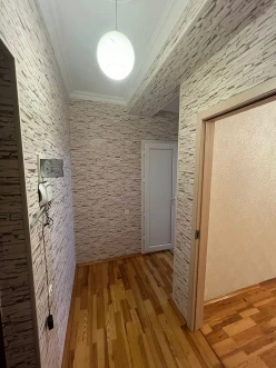 Satılır yeni tikili 1 otaqlı 45 m², İnşaatçılar m.-5