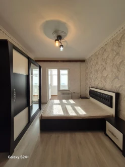 İcarə köhnə tikili 2 otaqlı 60 m², İnşaatçılar m.-14